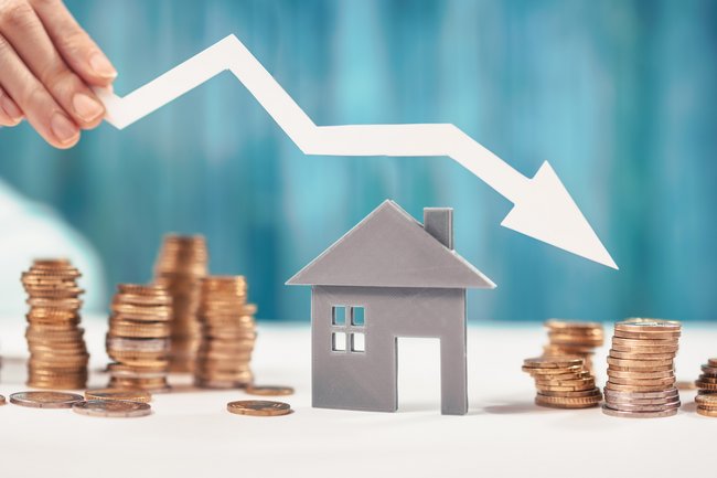 Kaufzurückhaltung: Wohnimmobilien deutlich günstiger