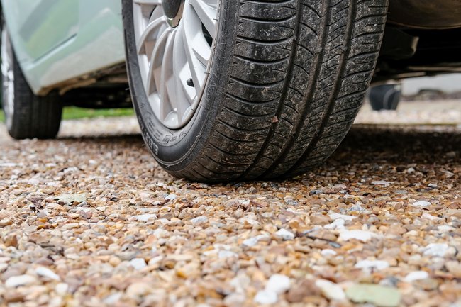 Erlaubt ein Notwegrecht auch das Parken?