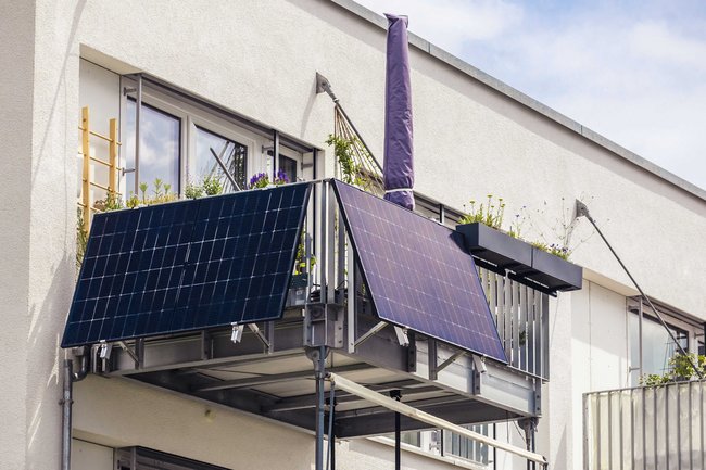 Neues Gesetzespaket ermöglicht mehr Solarstrom auf Dächern und Balkonen