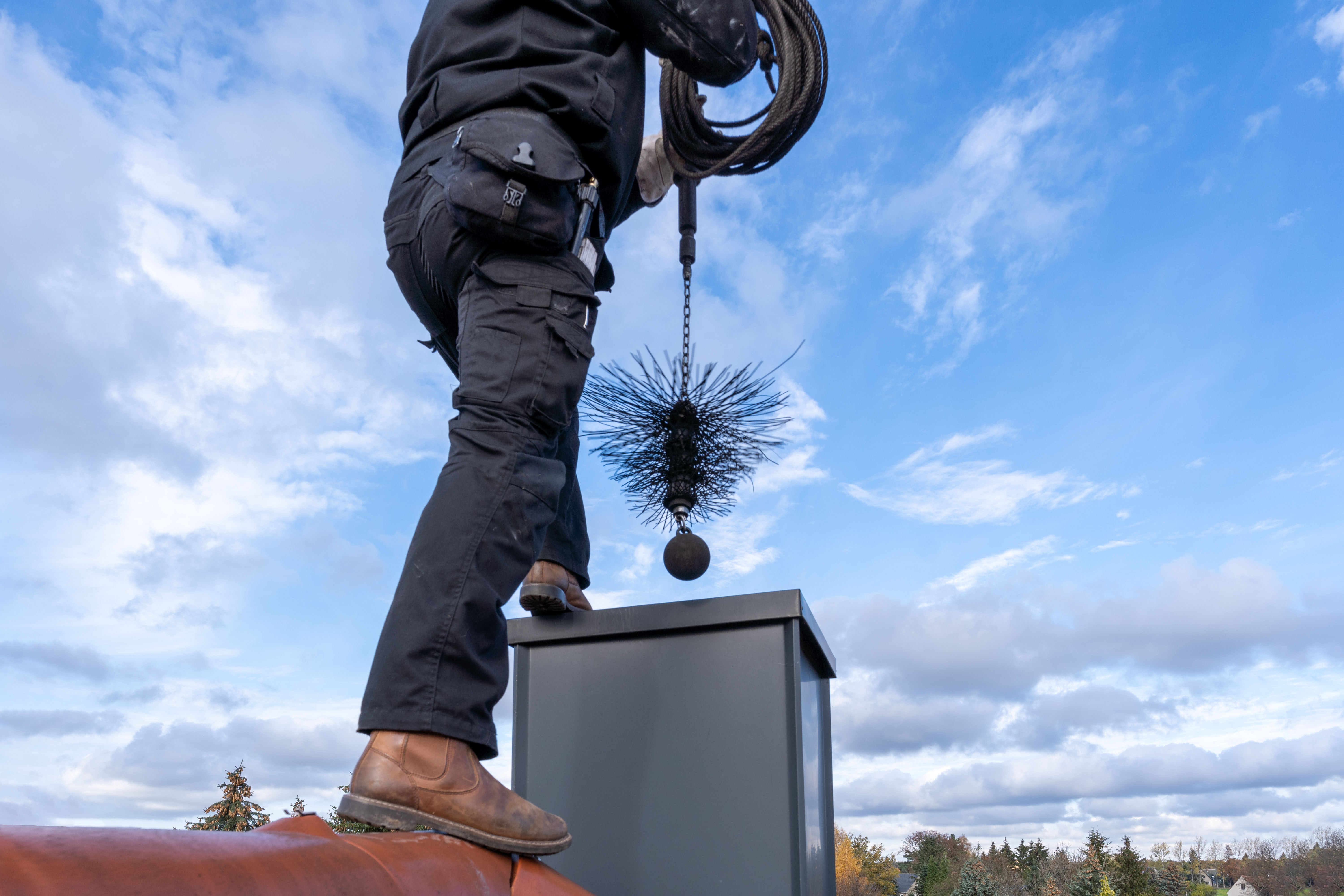 Schornsteinfeger muss neue Pflichten bei Heizungseinbau prüfen